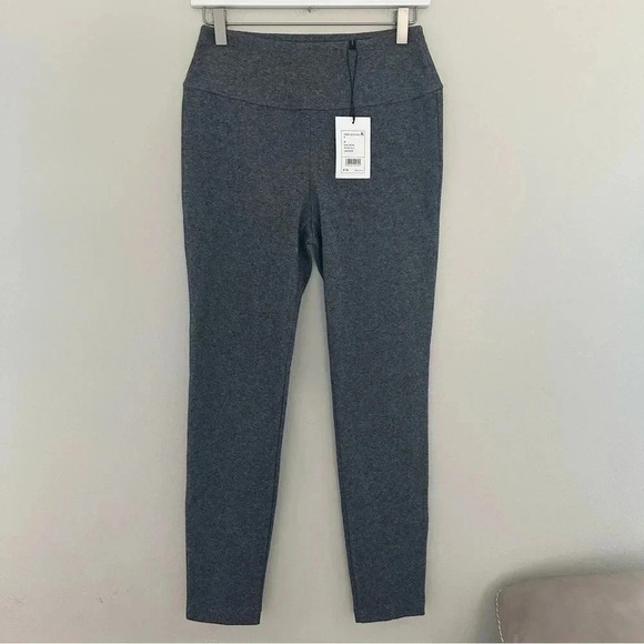 Theory Yoke High Rise Ankle Length Legging in Grey Marled Compact Knit Medium - Picture 1 of 11